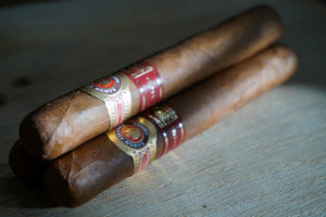 Epic La Rubia Robusto | Timothy Allen Ramon Allones LCDH | David Howell