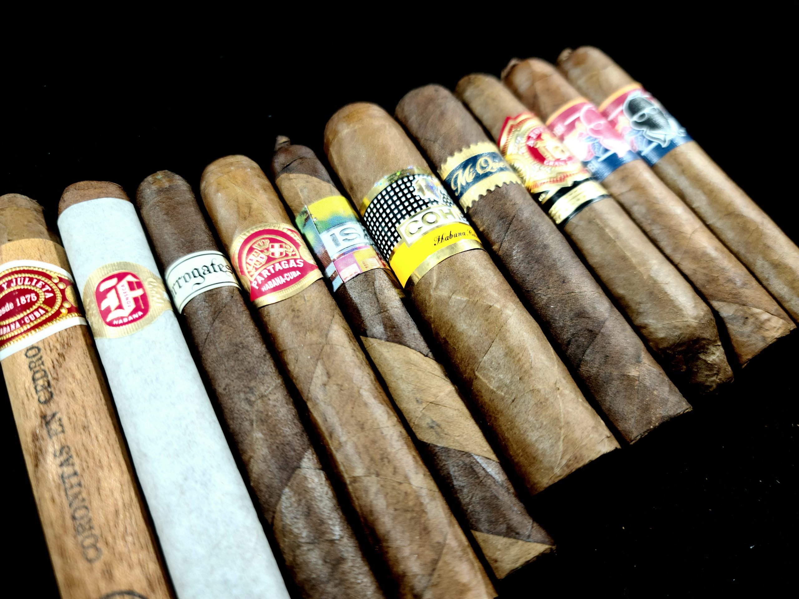 Top 10 Short Cigars to Smoke During the Winter Simply Stogies