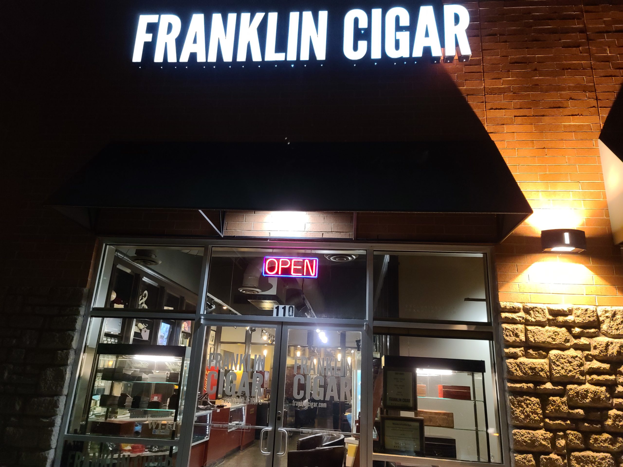 Lounge Review Franklin Cigar is the Perfect Mix of Boutique and