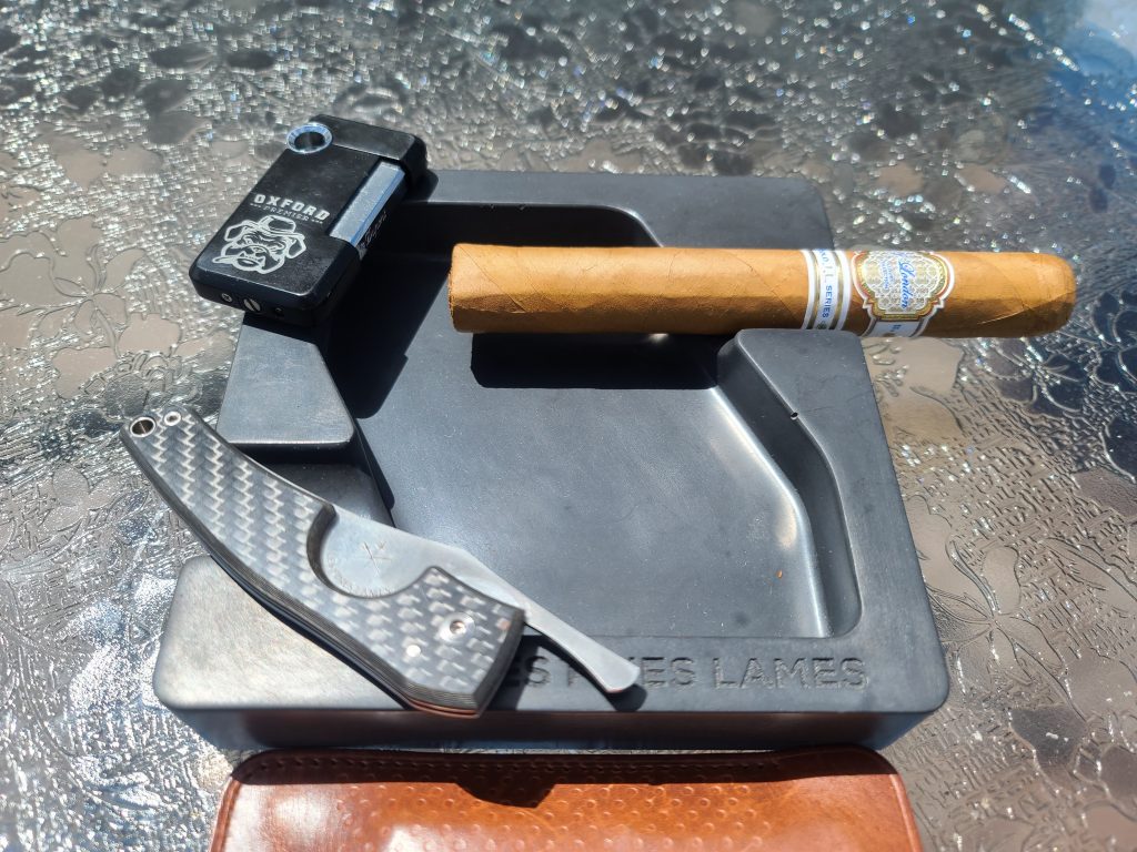 Buy J. London Gold Series Lonsdale Online at Small Batch Cigar