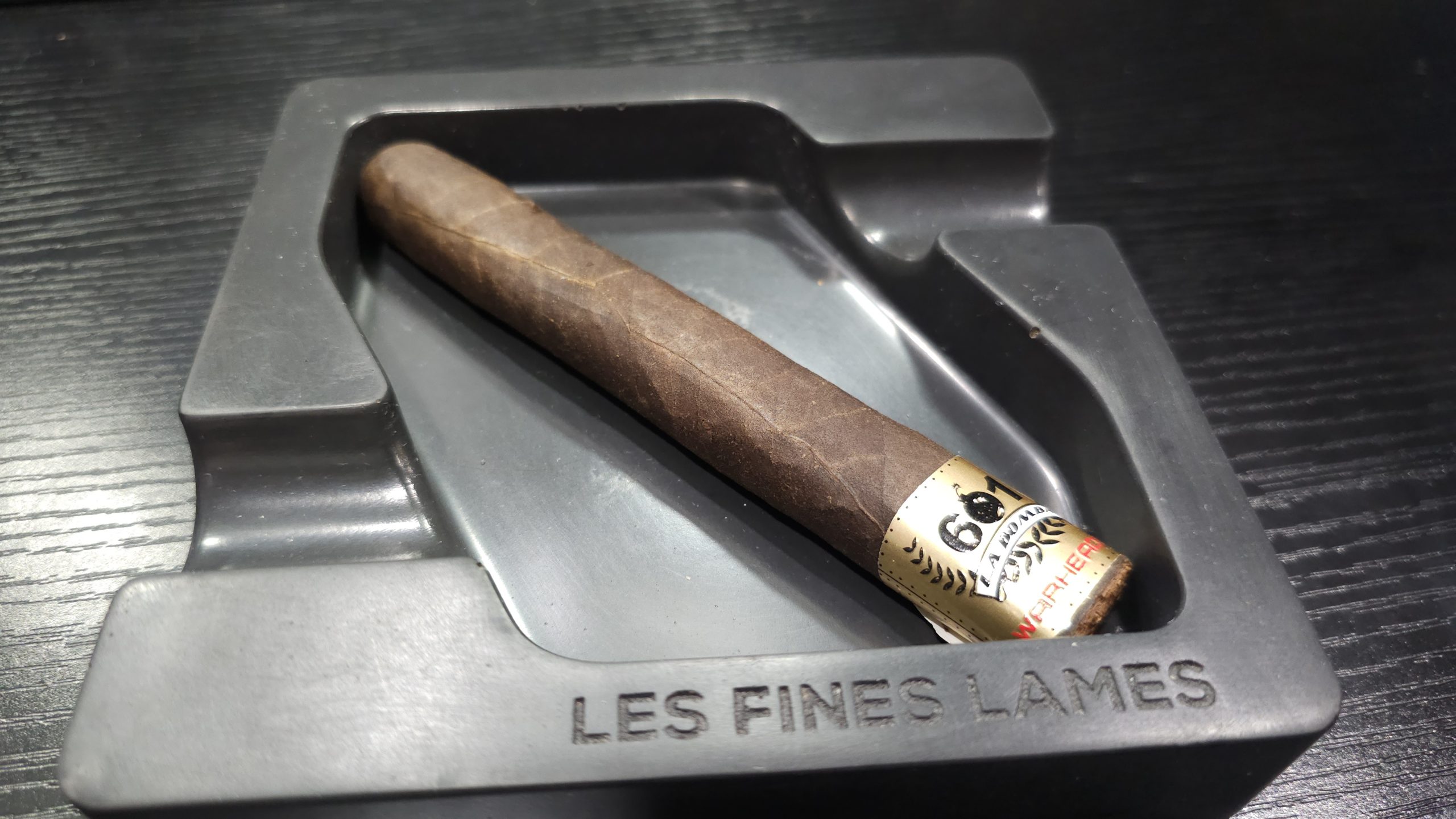 601 601 La Bomba